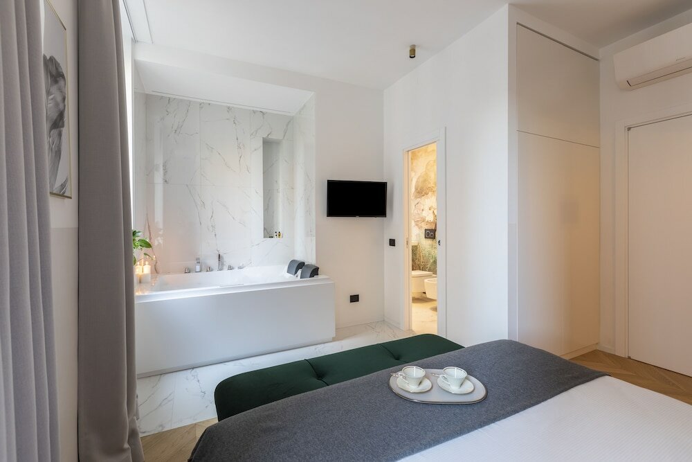 Фото Romac - Trinity