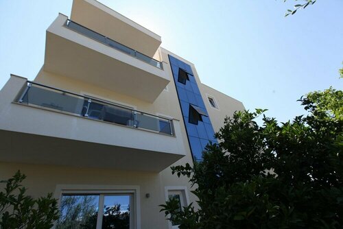 Гостиница Hotel Golden в Ксамиле