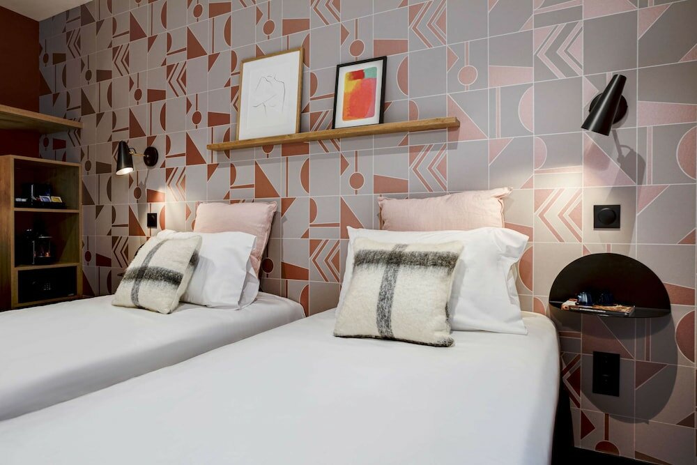 Фото Republik Hotel