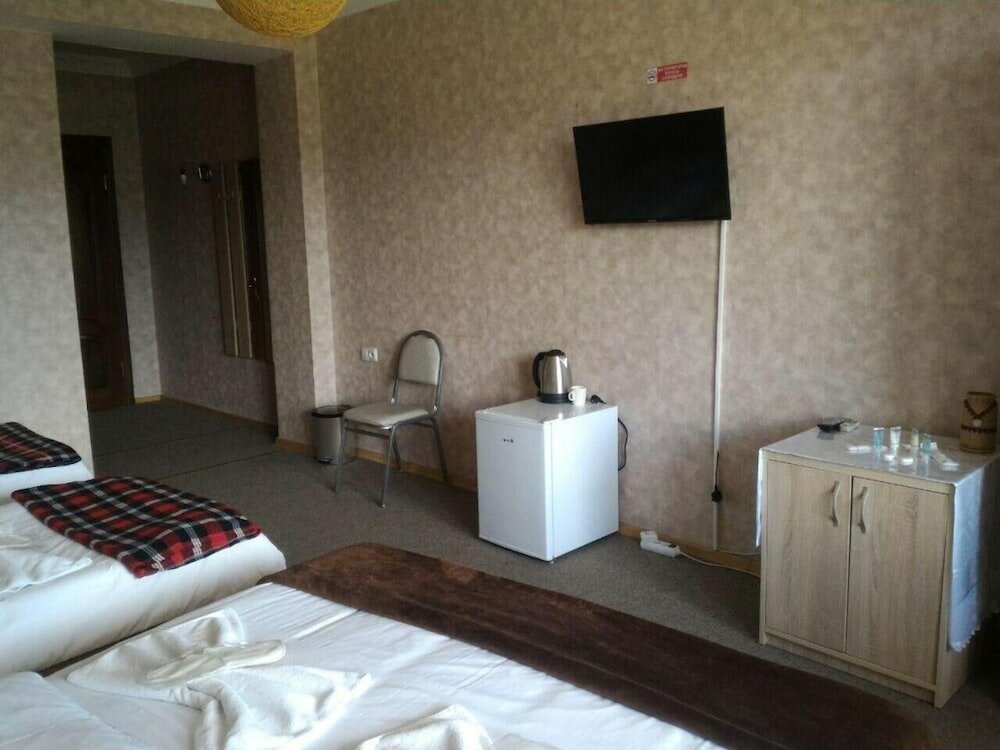 Фото 7 Star Hotel