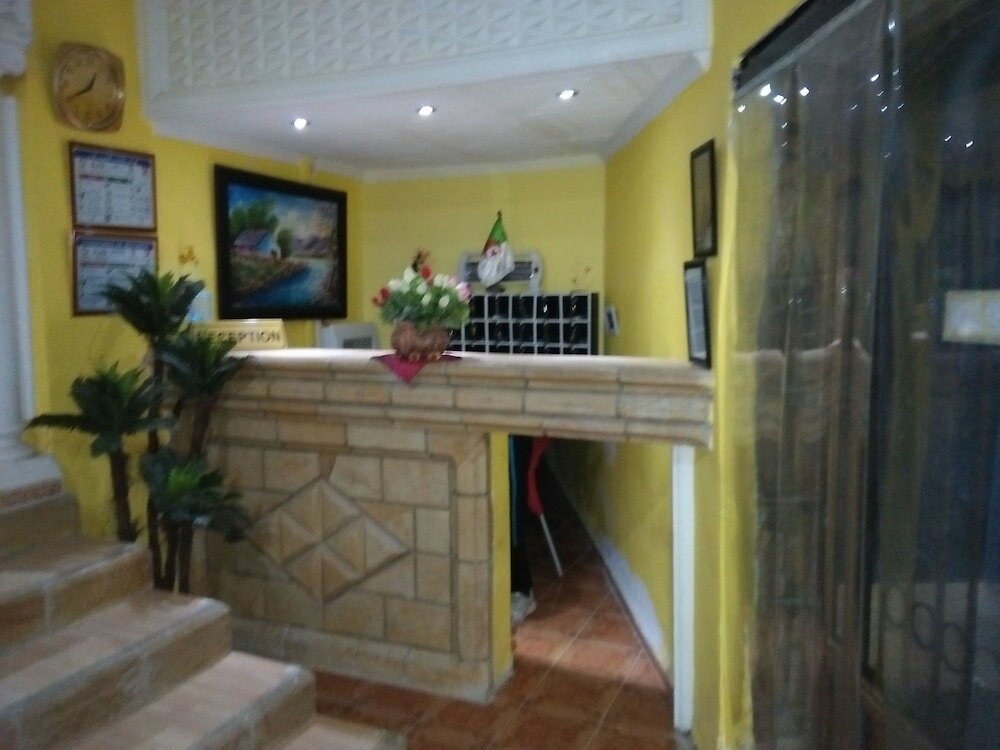 Фото отеля 2