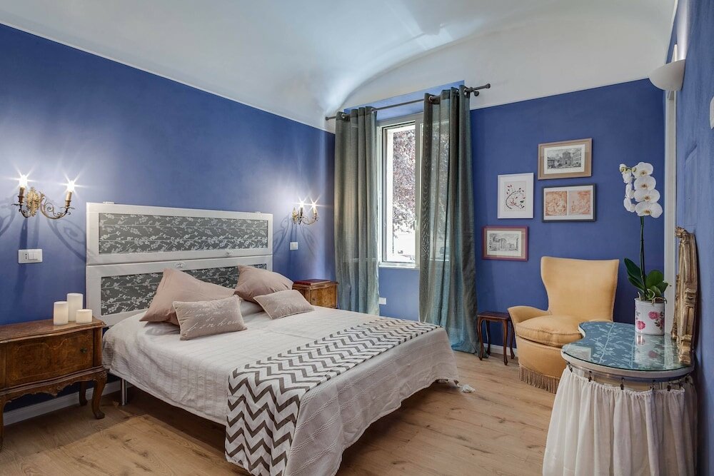 Фото FeMa Suites