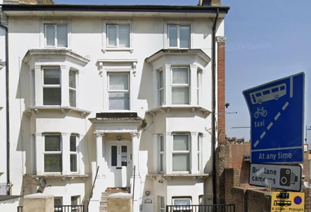 Фото отеля 1