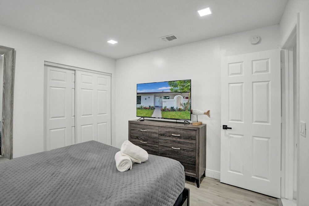 Фото The Lake House in Fort Lauderdale