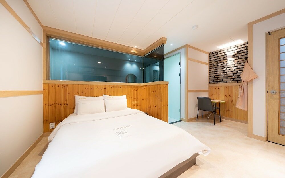 Фото Bucheon Film 372