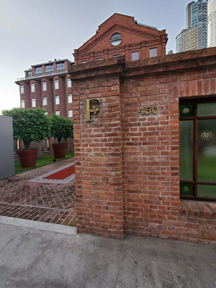 Фото Petrona Eyle 450