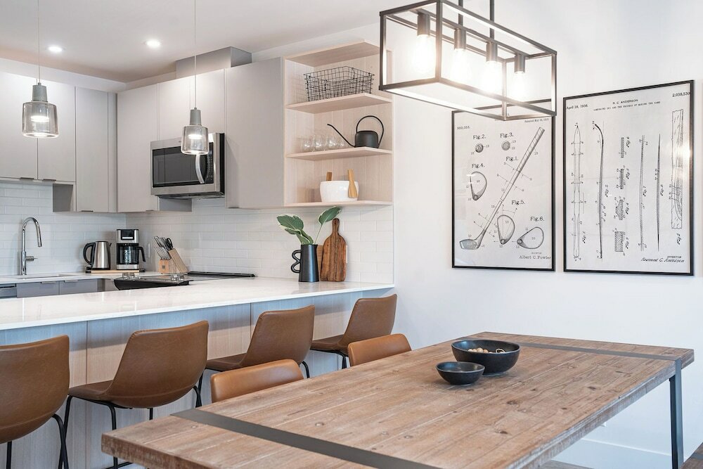 Фото Glades and Green by Revelstoke Vacations