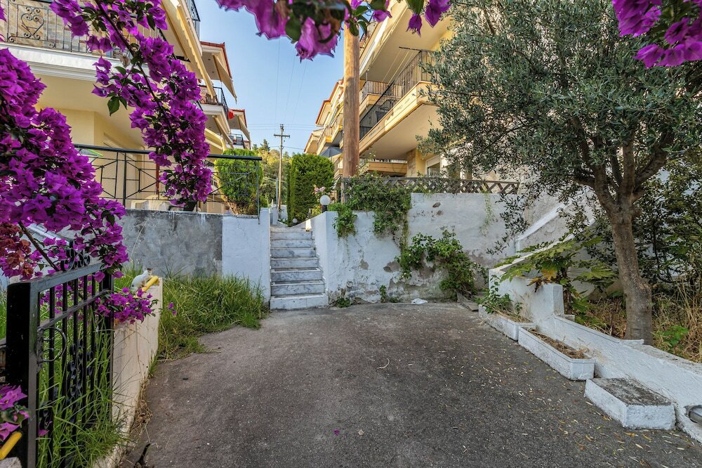 Фото Nano's Vacation In Nea Skioni