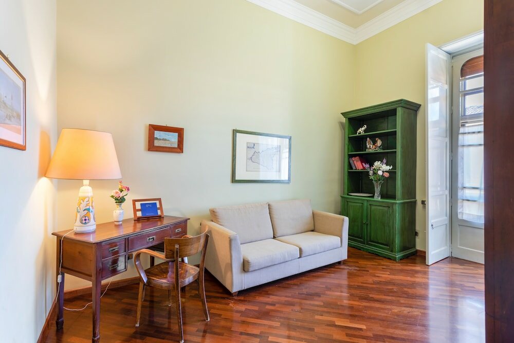 Фото Villa Bellini Cosy Flat