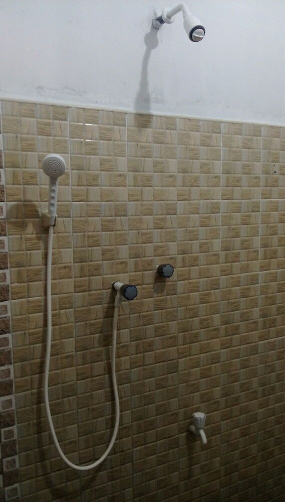 Фото Hangloose Arugambay