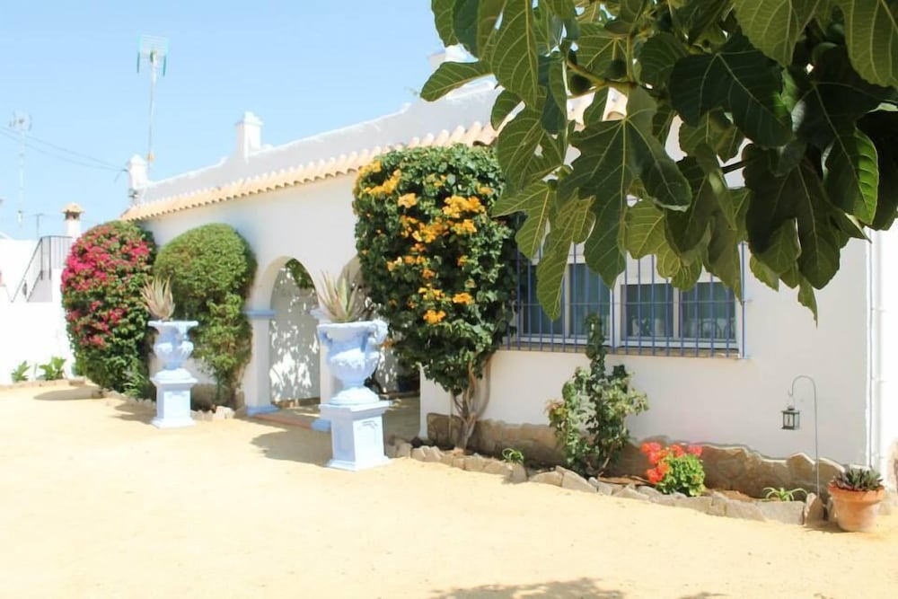 Фото Alojamiento Rural El Charco del Sultán