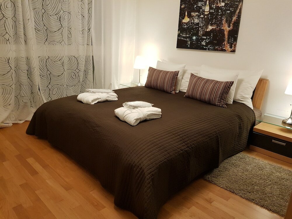 Фото Montreux Lake View Apartments City Centre