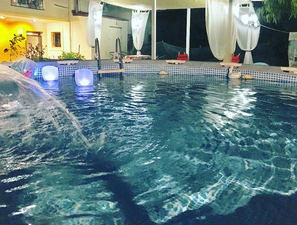 Фото отеля 2