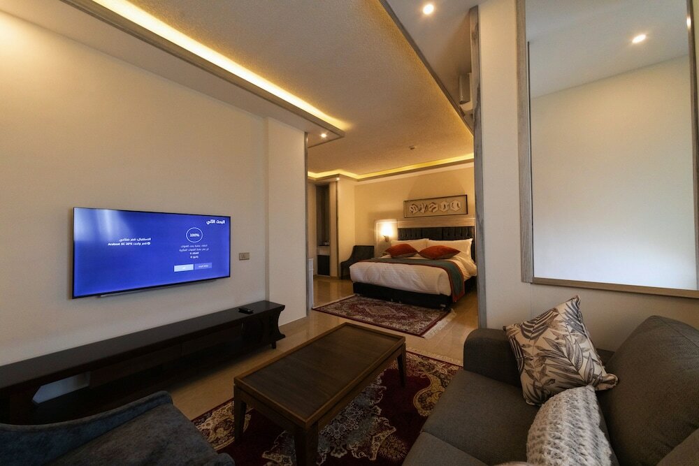 Фото Petra Canyon Hotel