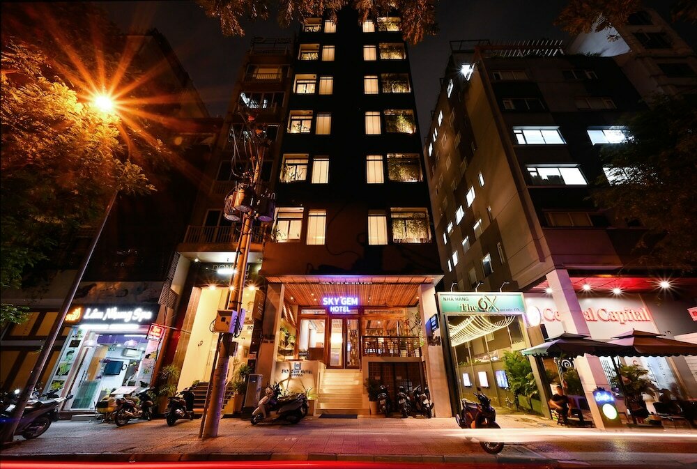 Фото Sky Gem Central Hotel