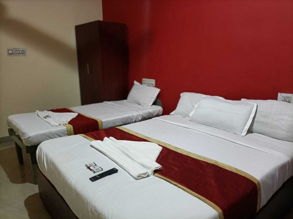 Фото Ashish Residency