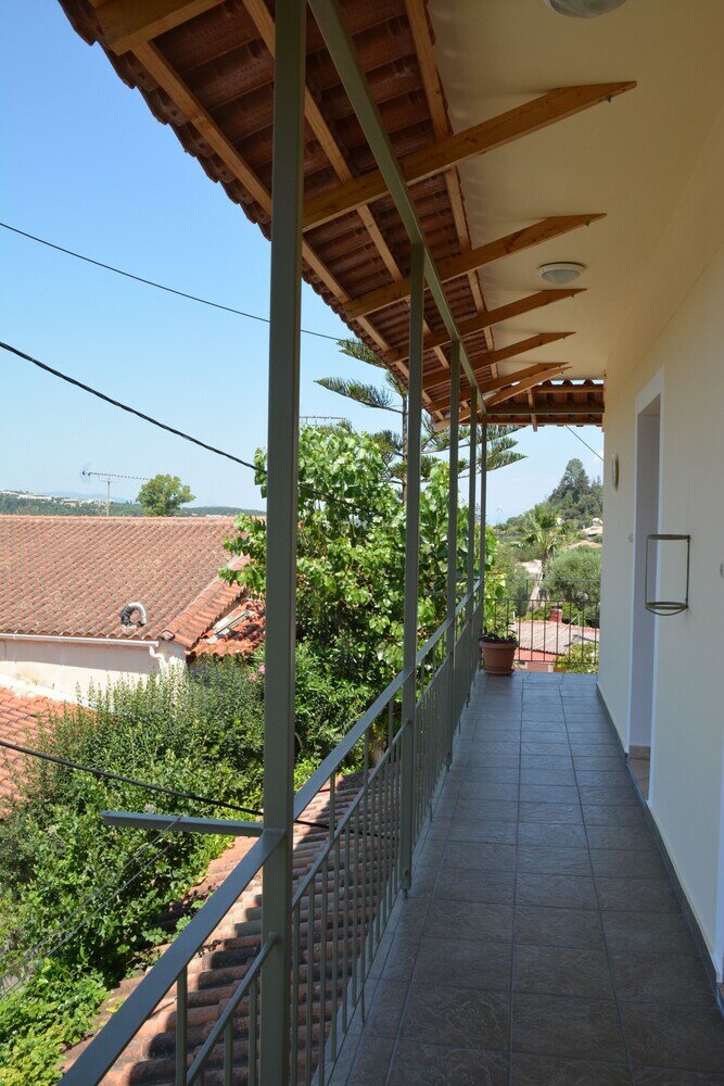 Фото Petros Giatras - Rooms