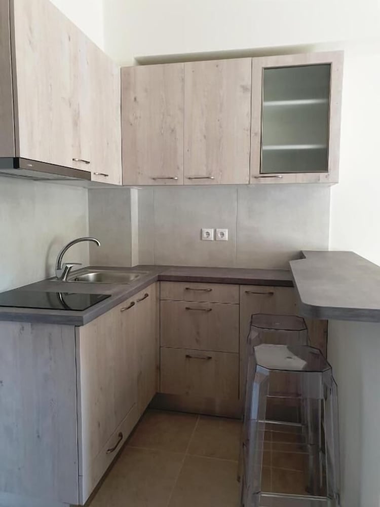 Фото Elvita Apartments 3