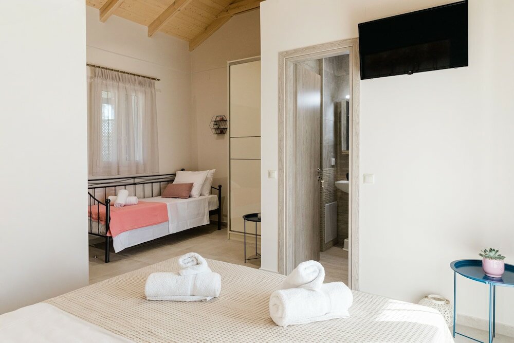 Фото Seadrop Suites