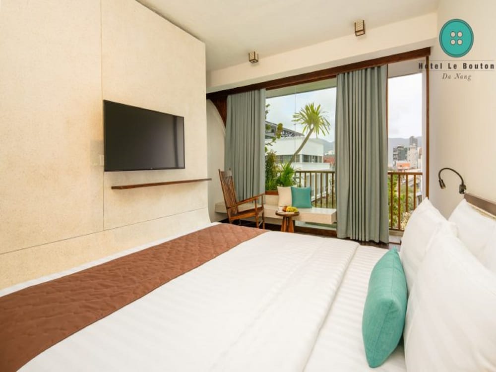 Фото Le Bouton Hotel