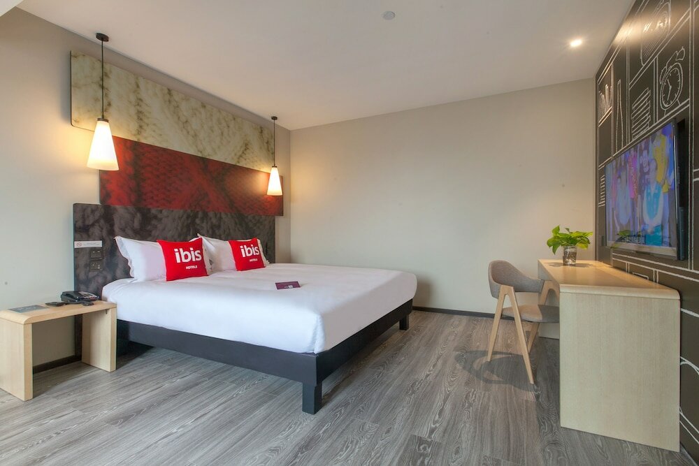 Фото Ibis Wuhan Hubu Alley Hotel