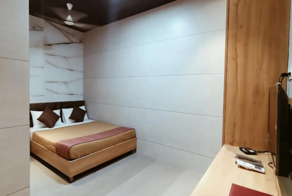 Фото Hotel Prasad Nx