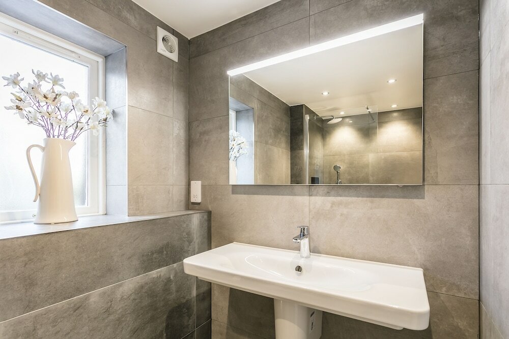 Фото The Lodge Rooms @ Carus Green