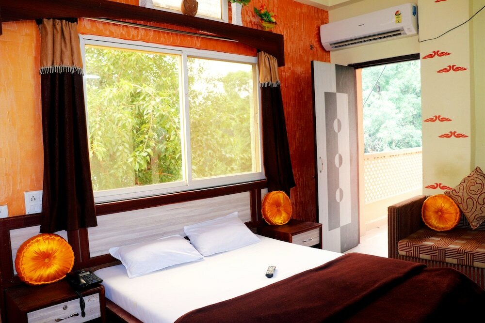 Фото Hotel Raj Palace