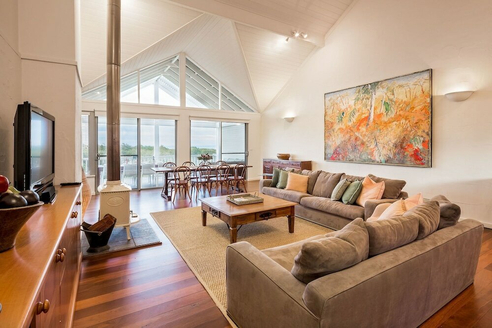 Фото Beachfront House