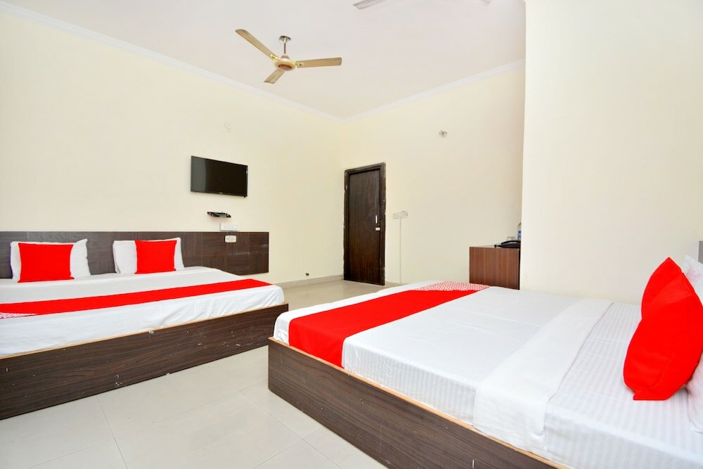 Фото Oyo 39597 Prince Paradise