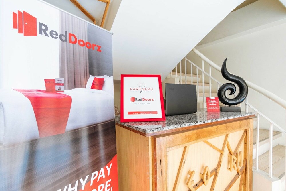 Фото RedDoorz @ University Belt Manila