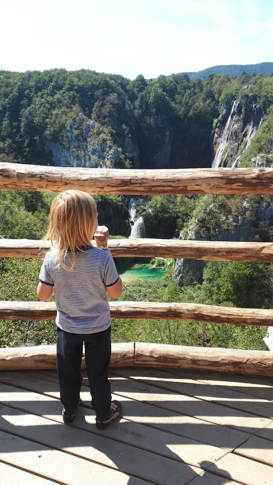 Фото House Flora