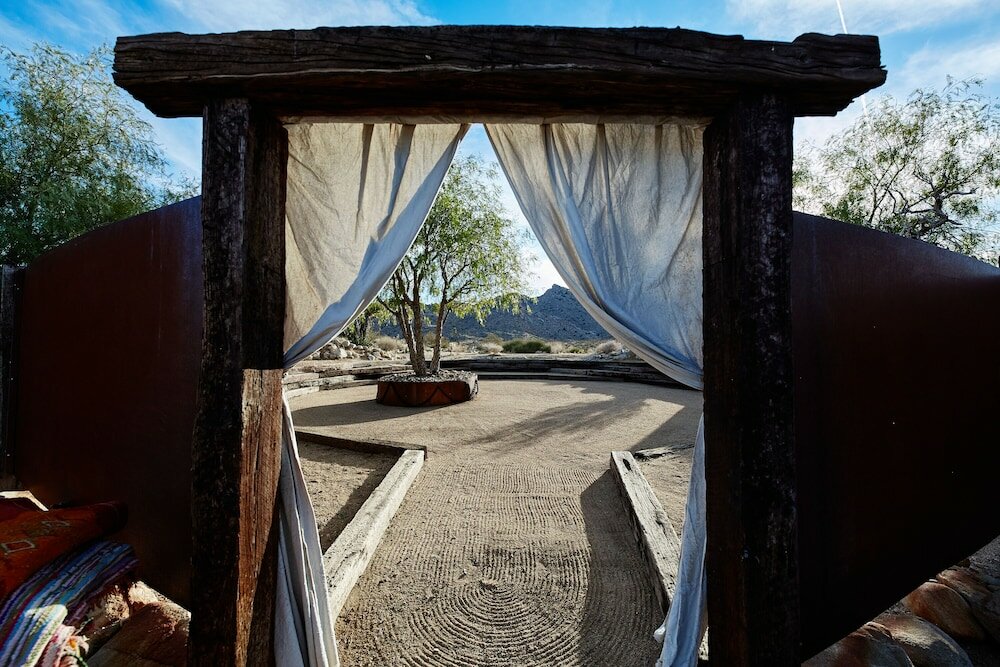 Фото Sacred Sands