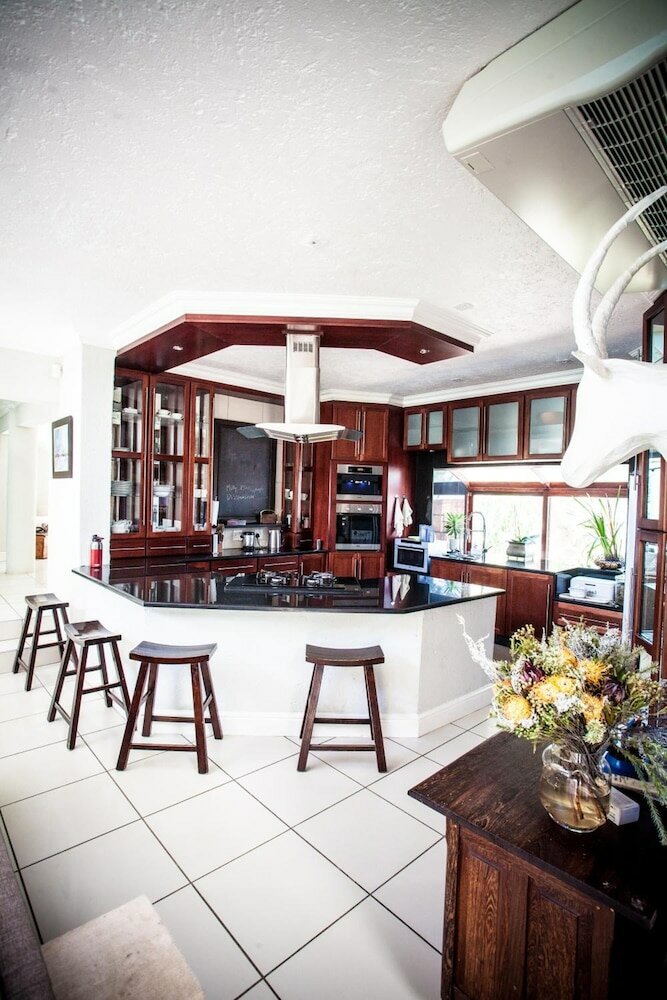 Фото The Embassy