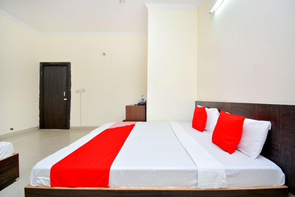 Фото Oyo 39597 Prince Paradise