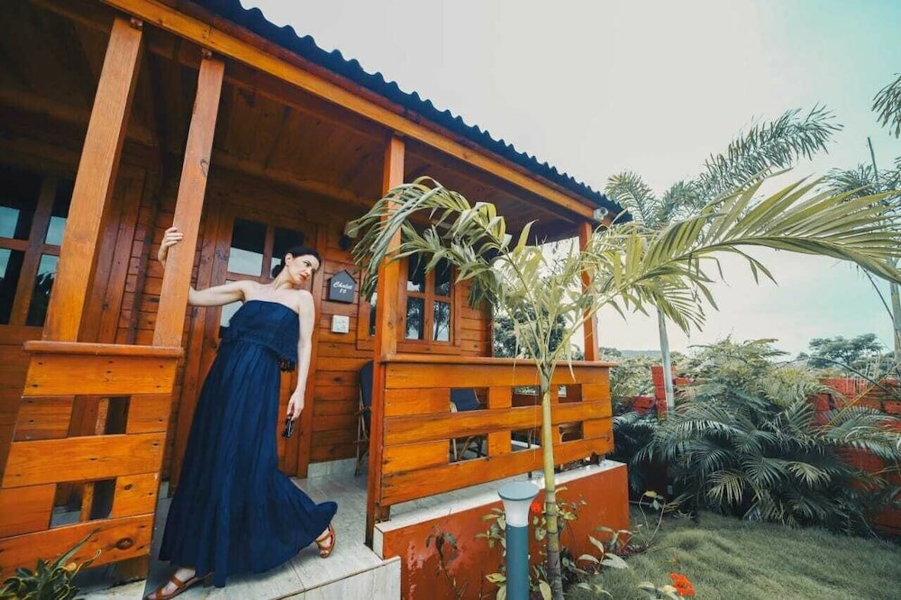 Фото Grand Vatika Resort