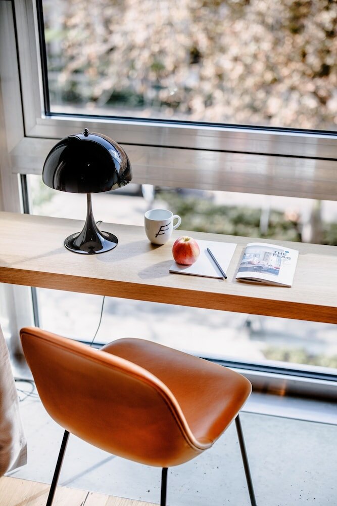 Фото The Flag West M.