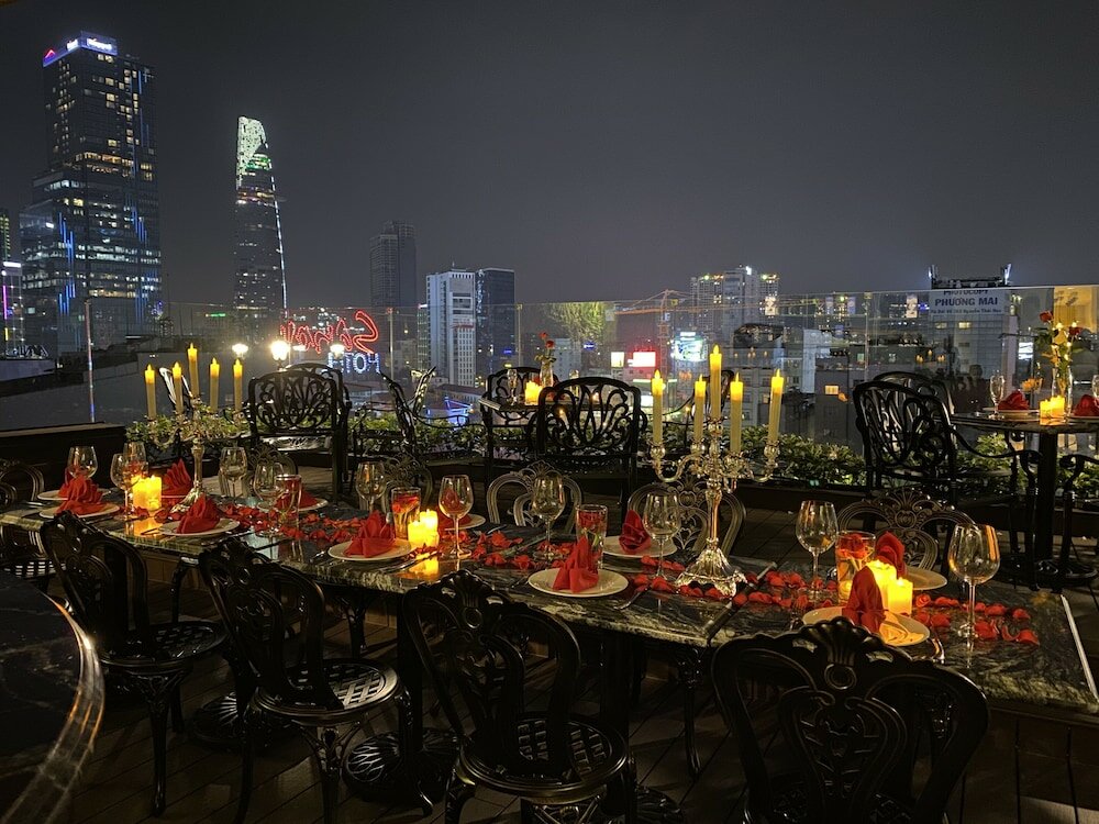 Фото Adora Art Hotel