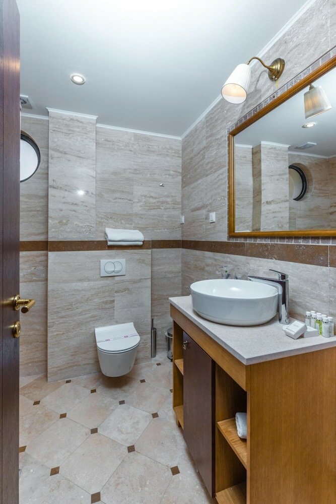 Фото Hotel Plaza Lucice