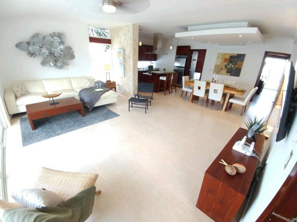 Фото AS Seen on HGTV's Caribbean Life