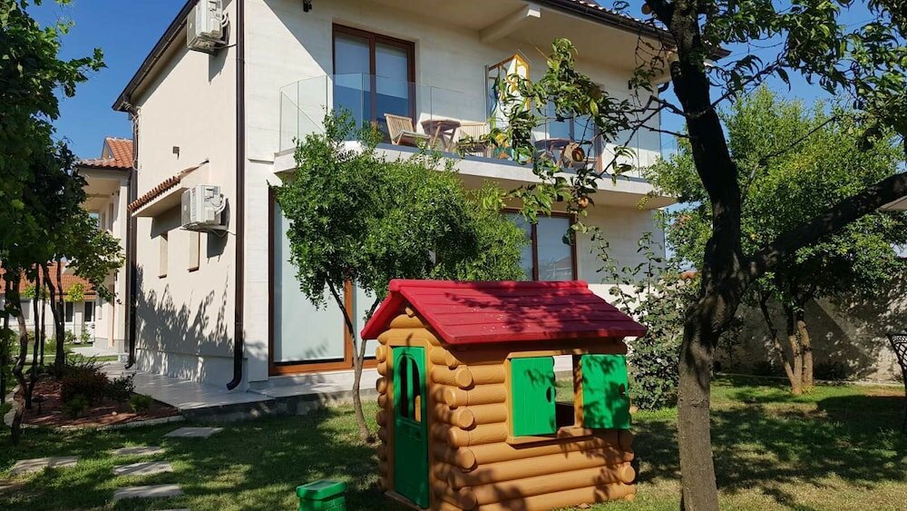 Фото Apartments Aerodrom