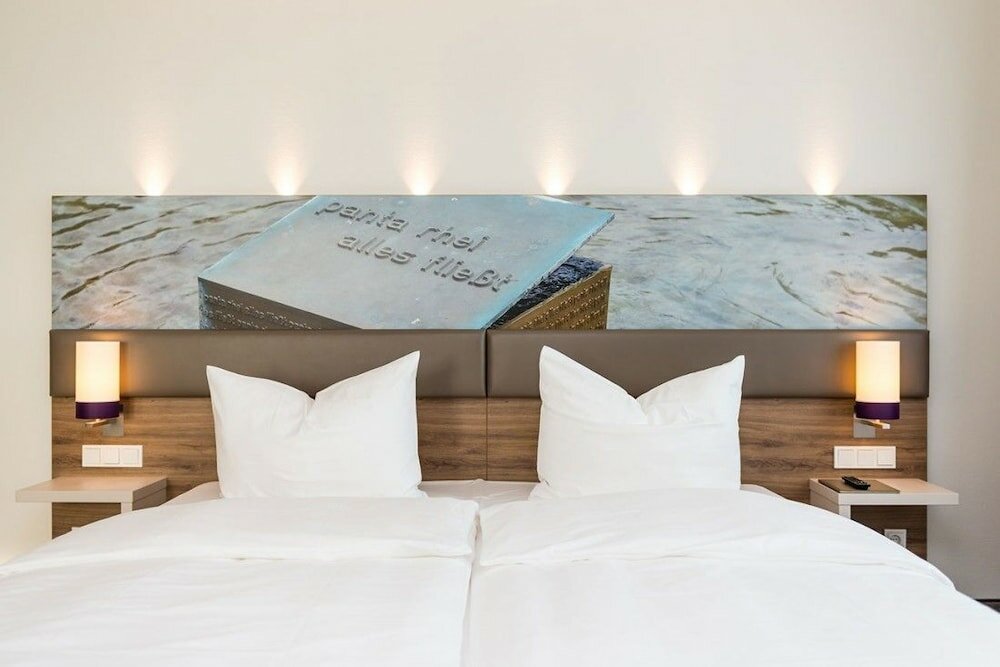 Фото Stratmanns Hotel