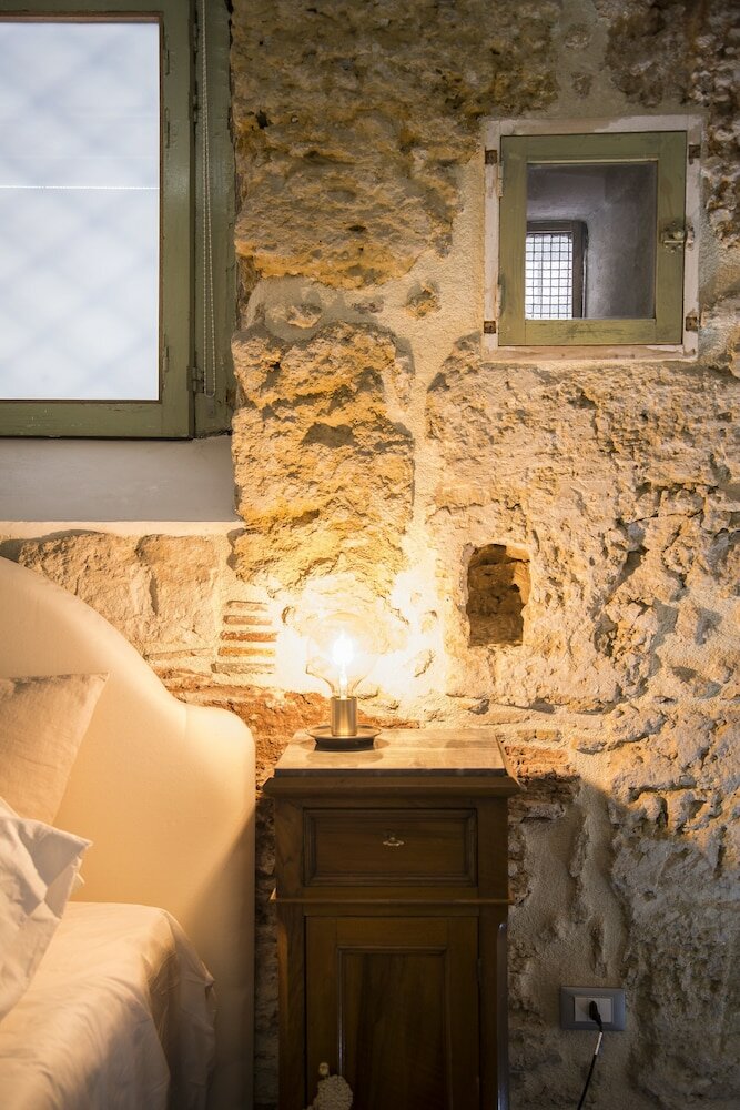 Фото Stylish house in front of Casa Professa