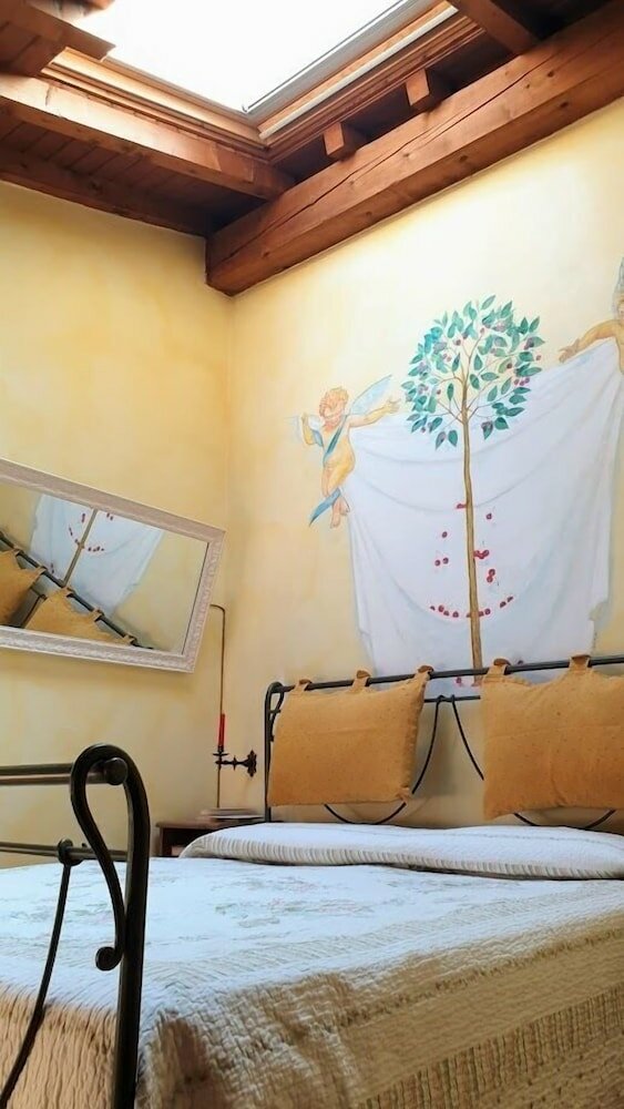 Фото The Queen Tower