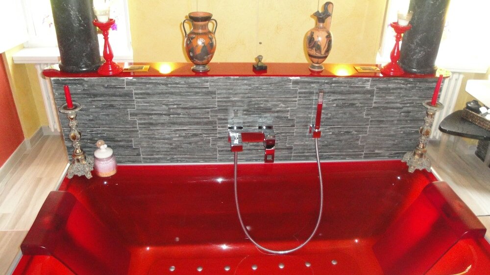 Фото The Queen Tower