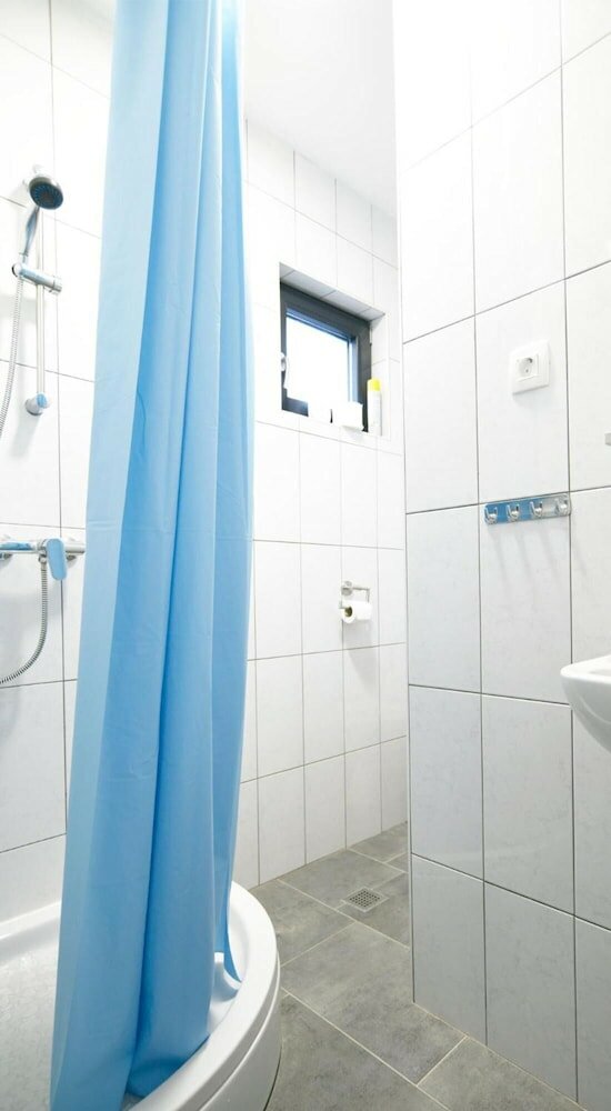 Фото Filipovic rent a car & apartments