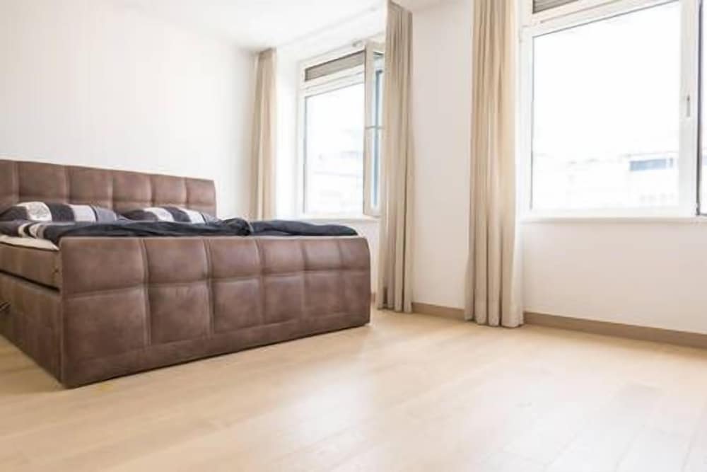 Фото Hotel Am Parkring