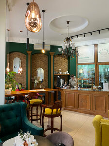 Chef & Family (Kosmonavta Leonova Street, 27) ، مطعم