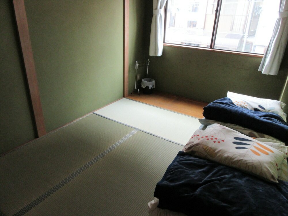 Фото Tsushima Guest House - Hostel