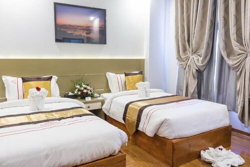 Гостиница Grand Central Hotel Mandalay в Мандалае